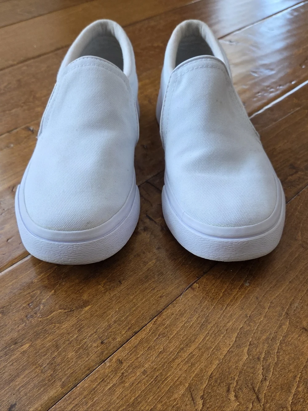Nike Womens Size 6 White Court Royale AC Canvas Slip On Shoes BQ9138-100